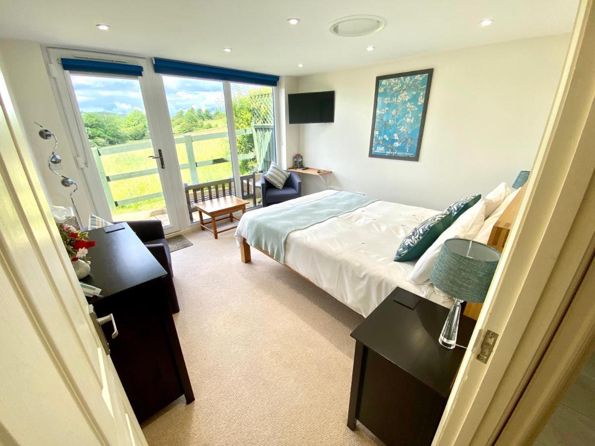 A Secluded Self Contained Country Suite With A View - Parking, Easy Access To Bath 科斯罕 外观 照片